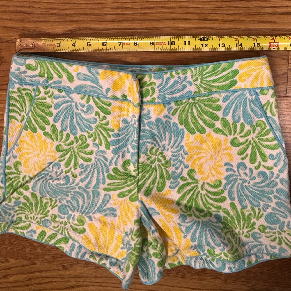 Elizabeth McKay Tropical Print Tailored Resort Shorts Size 10 Coastal Preppy - Picture 7 of 15